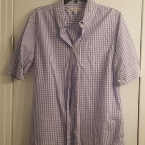 👕 Banana Republic Button Down with button back